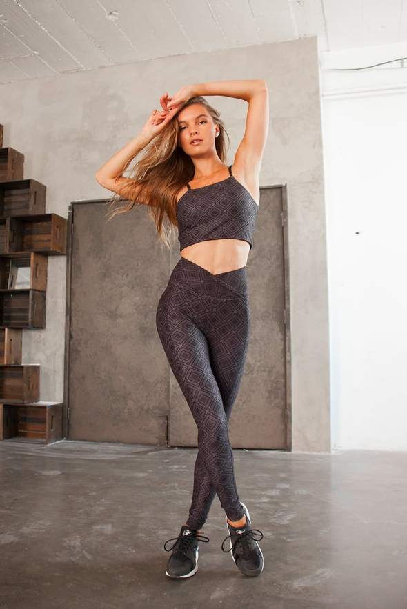 Summit Crossover Pocket Legging