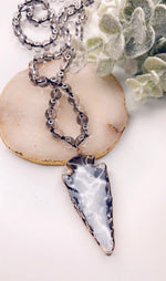Load image into Gallery viewer, Beaded Arrow Necklace