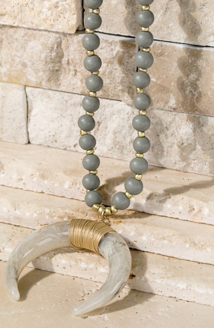 Color Bead Crescent Horn Long Necklace