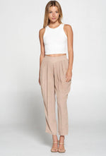 Load image into Gallery viewer, Pleated Trousers with Pockets