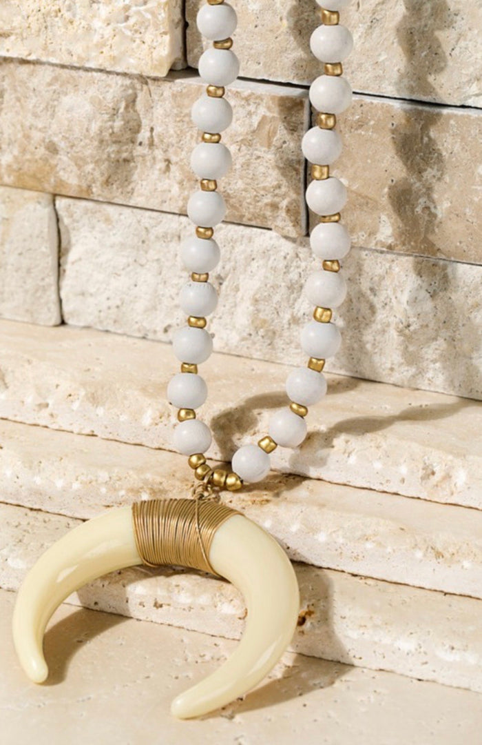 Color Bead Crescent Horn Long Necklace