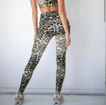 Load image into Gallery viewer, All Eyes on you.... Leopard legging