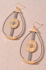 Load image into Gallery viewer, Concho Accent Earrings