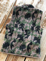 Load image into Gallery viewer, Camo Print Zip Vest