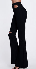 Load image into Gallery viewer, The Victoria Distressed Jean