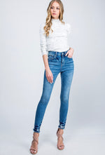 Load image into Gallery viewer, High Rise Skinny with Zipper Fly