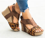 Load image into Gallery viewer, V-Strap Platform Wedge