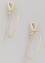 Load image into Gallery viewer, Gold knot Hoop