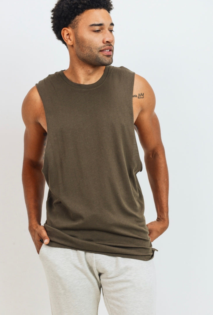 THE Men’s essential cut off tank