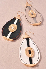 Load image into Gallery viewer, Concho Accent Earrings
