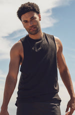 Load image into Gallery viewer, THE Men’s essential cut off tank