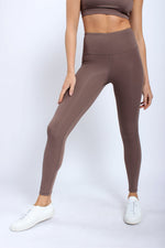 Load image into Gallery viewer, Essential Lycra-Blend High-waist Leggings