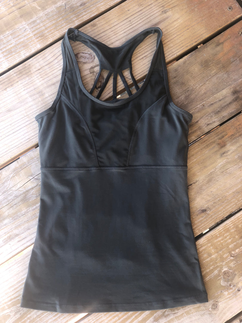 Fitted Tank Top with Back Pocket!