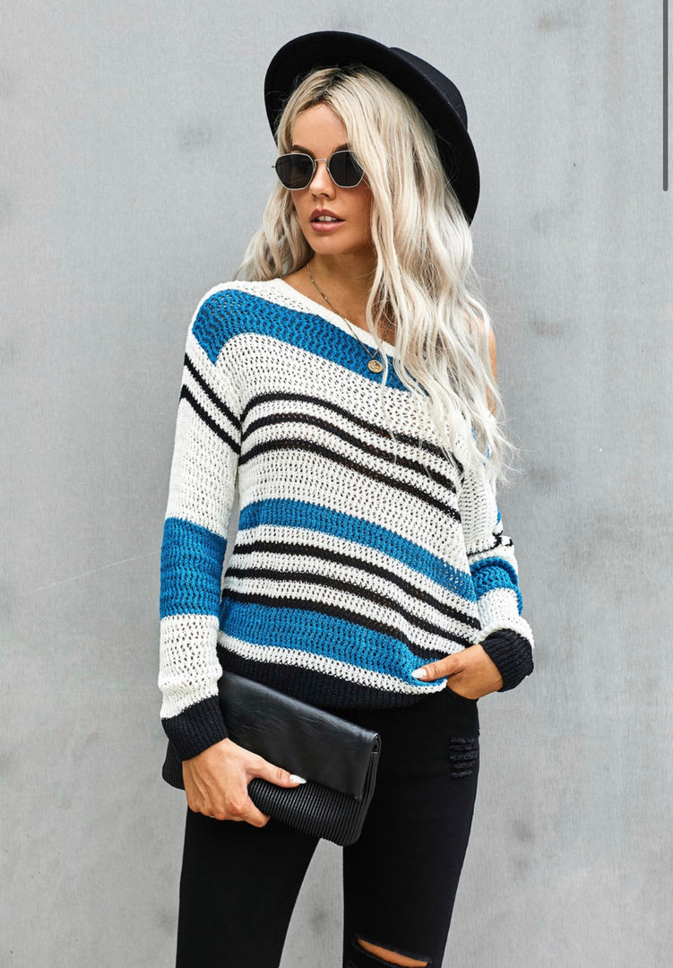Loose Fit Striped Pattern Sweater