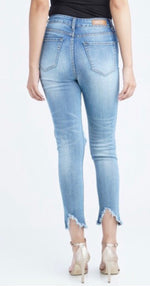 Load image into Gallery viewer, Distressed Cut Off Hem Jeans