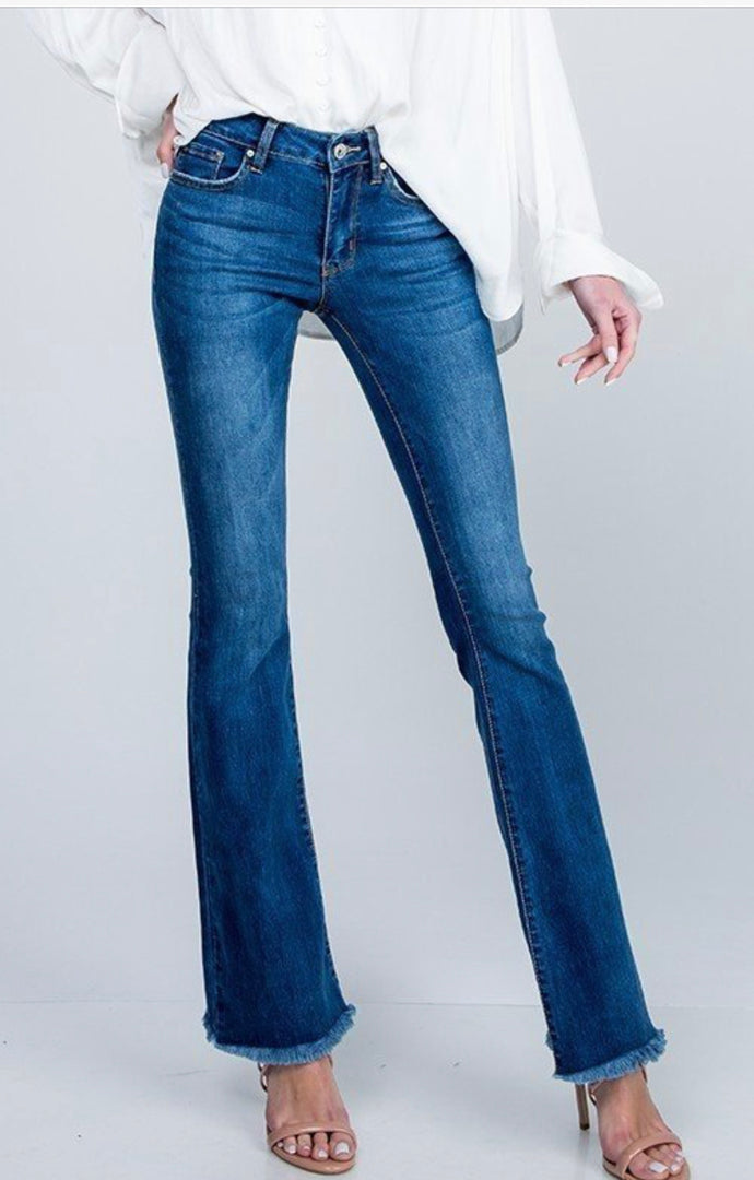 Mid Rise Boot Cut with Frayed Hem