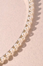 Load image into Gallery viewer, Pearl Headband
