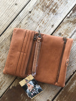 Load image into Gallery viewer, Studded Wristlet- Brown